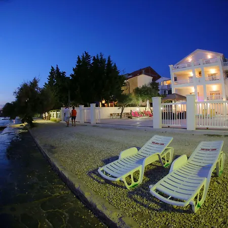 Villa Triana-Adults Only-2